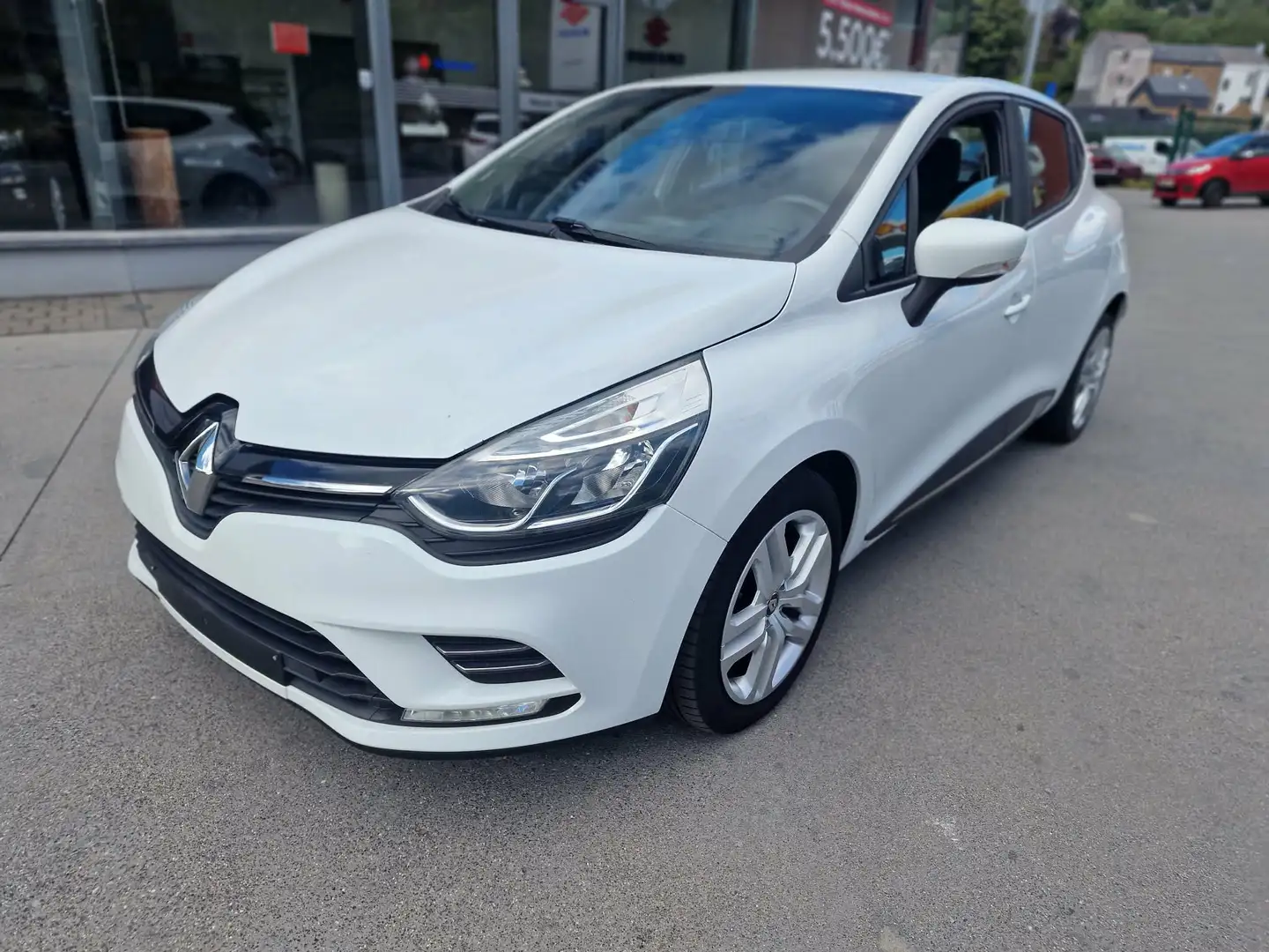 Renault Clio - Garage Johan Pierret